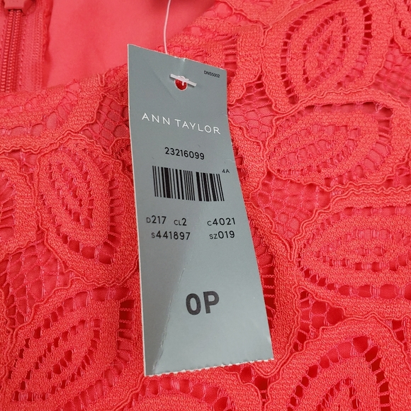 Ann Taylor Flutter Sleeve Coral Lace Shift Dress Size 0P NWT - Picture 11 of 11